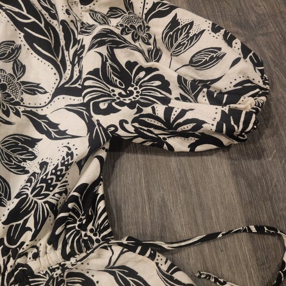 Top - Picture 4 of 5